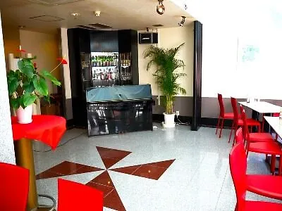 Arrow Hotel In Shinsaibashi 朝食無料サービス中 Osaka